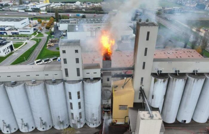 Evacuaciones en curso y riesgo de colapso.