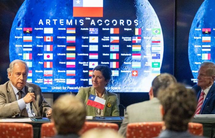 46 naciones están en la órbita de Estados Unidos y 11 en las de China y Rusia para explorar la Luna