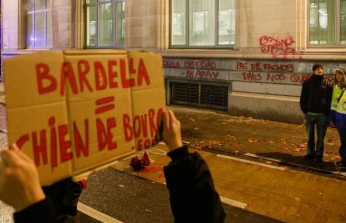 Tensiones policiales en el centro de Bruselas al margen de la visita de Bardella (fotos y vídeos)