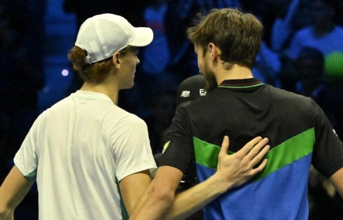 ATP – Finales > Daniil Medvedev, antes de enfrentarse a Jannik Sinner: “Esto les parecerá extraño porque perdí muchos partidos contra él, pero tengo la impresión de que tácticamente sé lo que tengo que hacer “