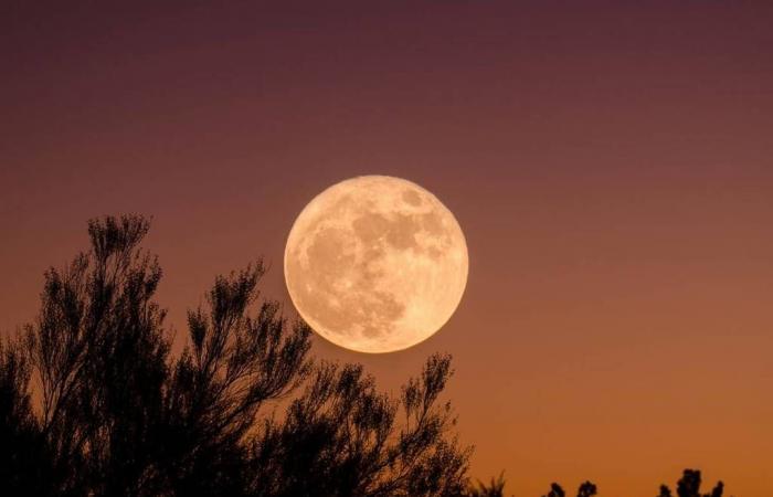 La última superluna del año iluminará los cielos de Londres