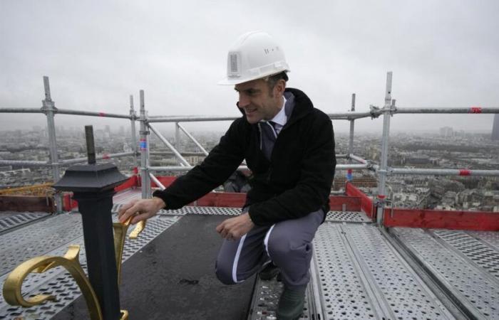 Emmanuel Macron hablará “en la plaza” de la catedral