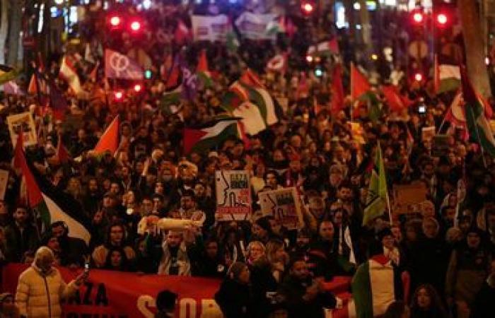 Miles de manifestantes en París contra la gala “Israel is Forever”