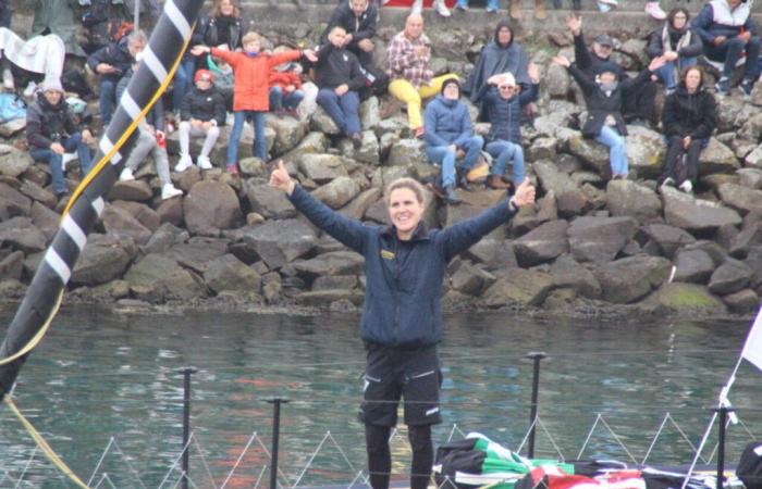 Clarisse Crémer pierde su vela más grande frente a las costas de Portugal