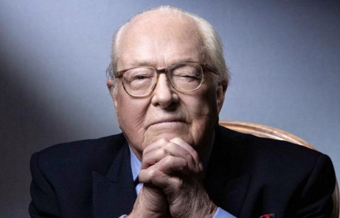 Jean-Marie Le Pen fue hospitalizado