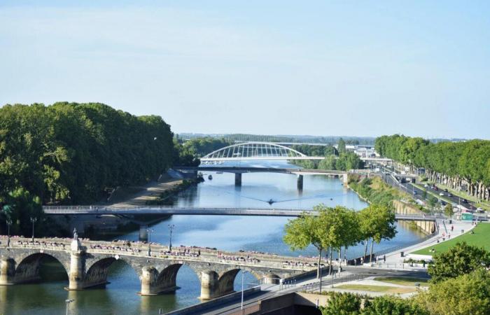 Departamentos reunidos en Angers y “unidos” contra los recortes presupuestarios