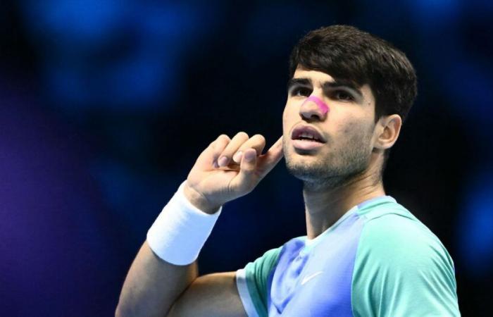 Finales ATP | Carlos Alcaraz domina a Andrey Rublev y se jugará la clasificación ante Alexander Zverev