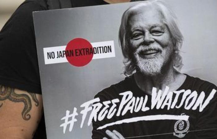 La detención del activista medioambiental Paul Watson en Groenlandia se prolonga hasta el 4 de diciembre