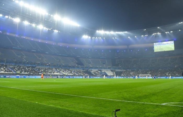 las imágenes de las gradas terriblemente vacías del Stade de France