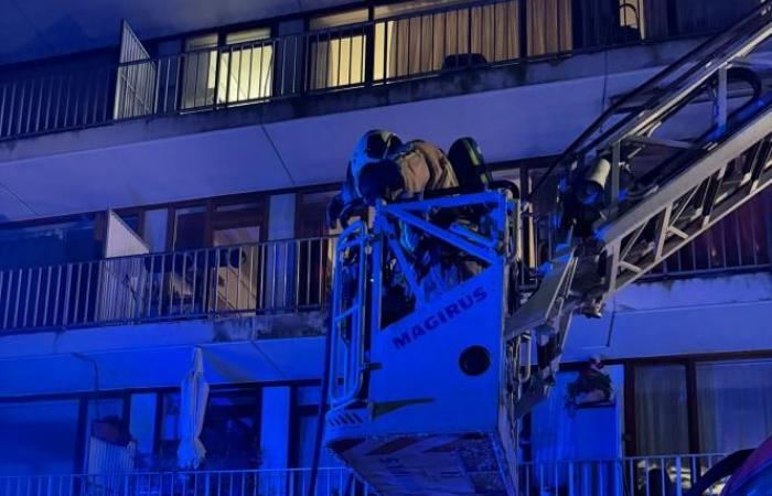 Bruselas: el pronóstico vital de una persona tras un incendio en Uccle (fotos)