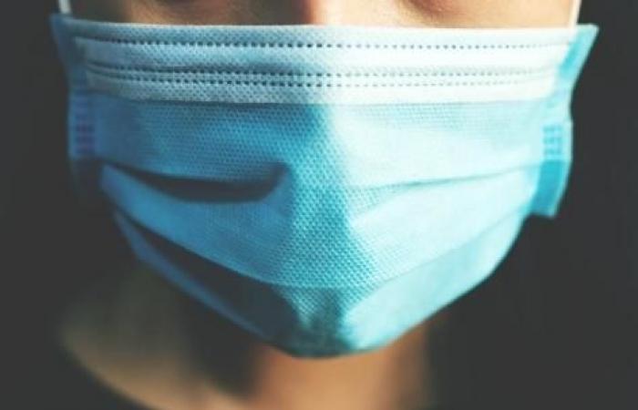 El uso de mascarilla vuelve a ser obligatorio en los hospitales de Île-de-France.