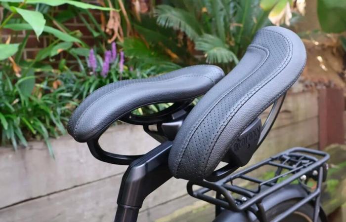 Innovación para ciclistas: un sillín que sigue tus piernas para una comodidad óptima