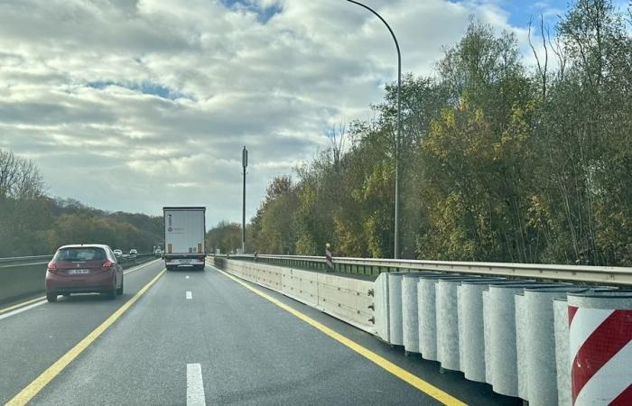 RTL Infos – Puente ampliado bajo la A6: la obra que complicará la vida a los trabajadores transfronterizos belgas a partir de esta tarde