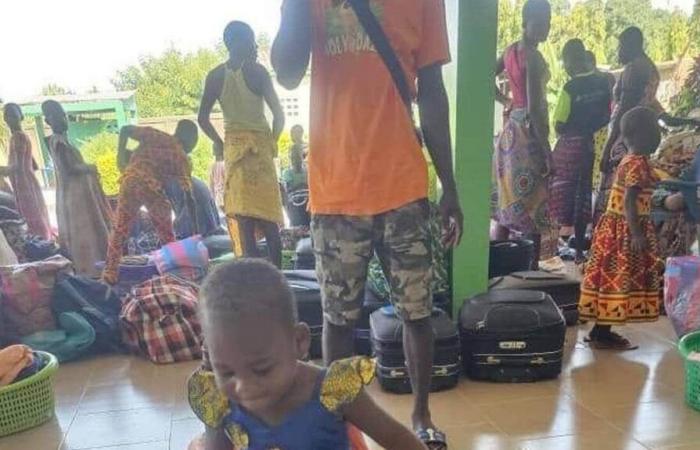 En Longuenée-en-Anjou, encuentro con sor Marie Stella, monja del hospital de Togo