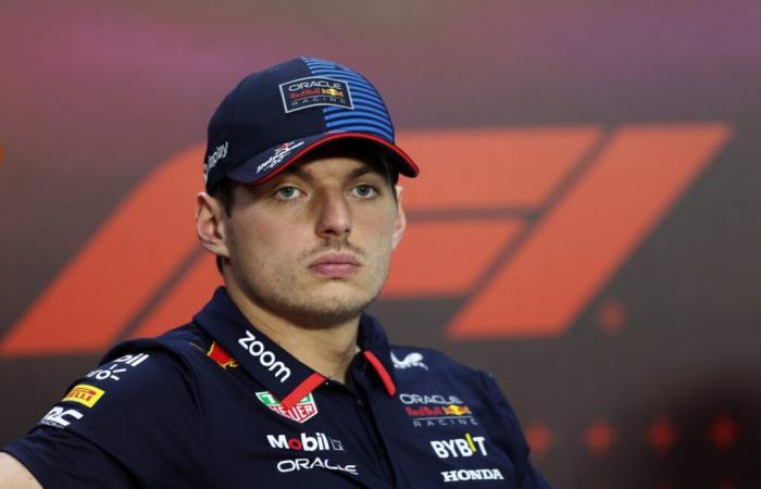 Verstappen bromea y espera perderse la presentación general de F1 de 2025 en Londres