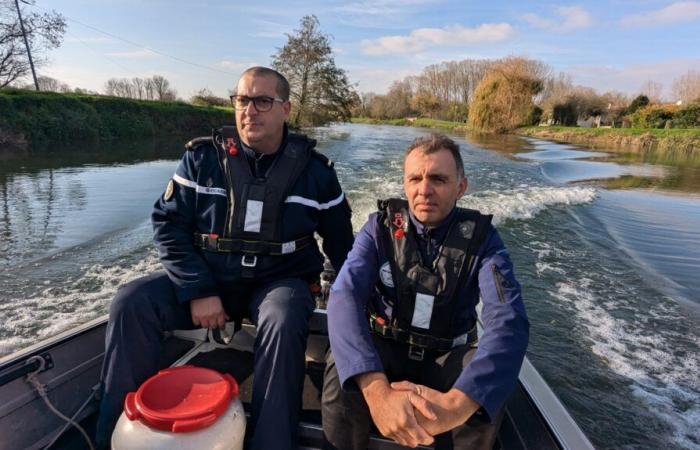 una brigada fluvial para perseguir los delitos en el Marais Poitevin