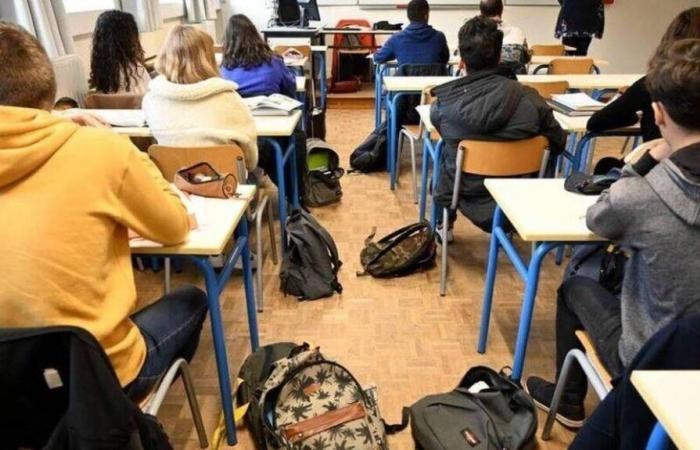 Gironda. Maestra recibe tercera carta de amenaza de muerte en menos de un año