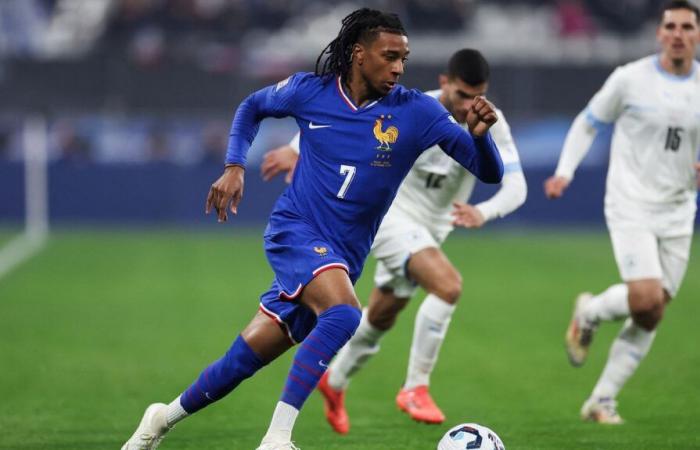 En un Stade de France prácticamente desierto, los Bleus empatan contra Israel y se clasifican para los cuartos