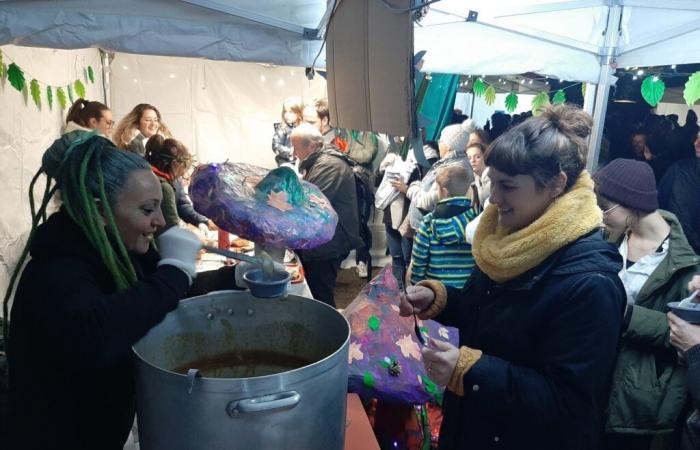 Este pueblo celebra la sopa con degustaciones ilimitadas, concursos de cocina y entretenimiento.