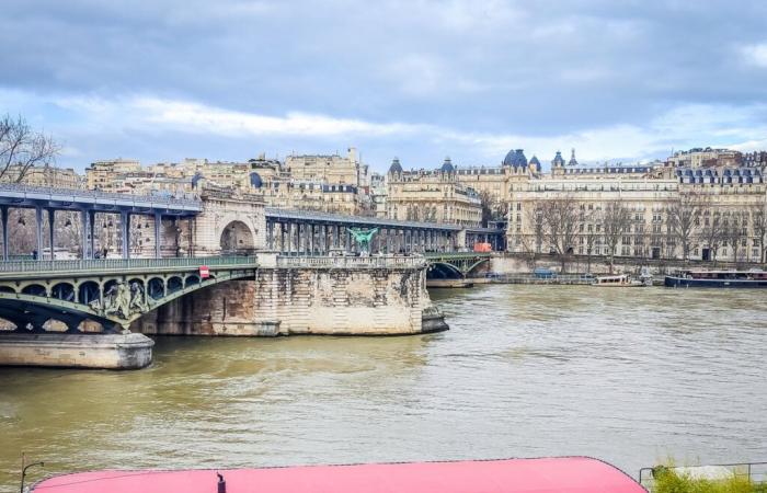 París: tráfico “muy perturbado” en la línea 5 del metro este viernes