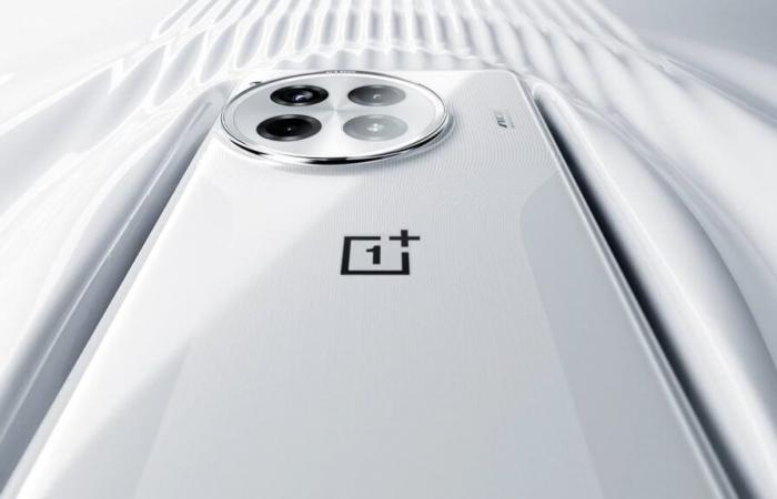 La fuga revela más detalles sobre el OnePlus 13R y el rumoreado teléfono Snapdragon 8 Elite más barato