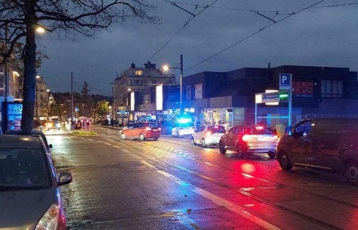 Alerta de maletas radiactivas en Stockel: reapertura de la estación de metro y del acceso al aparcamiento