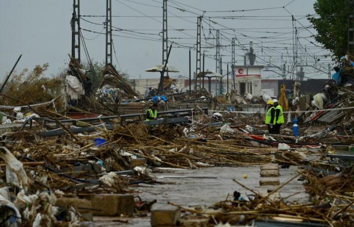 Lluvias torrenciales caen sobre Málaga, Valencia sigue afectada