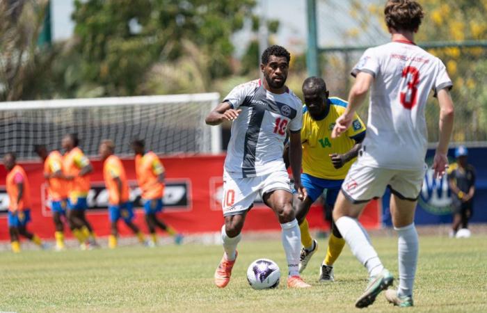 Nueva Caledonia vence a las Salomón tras un partido apasionante