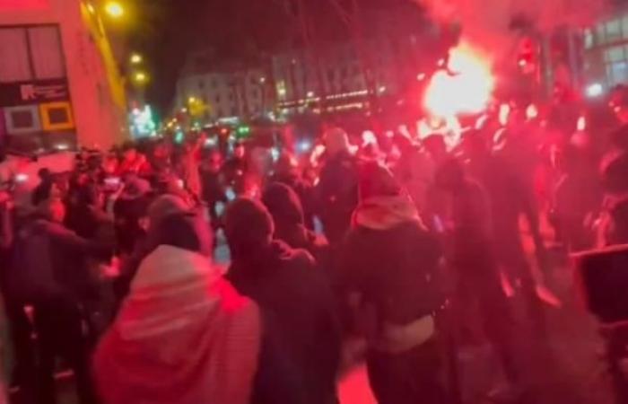 Incidentes de anoche en París cuando algo más de 3.000 personas se manifestaron a favor de los palestinos gritando “Israel, sal de aquí, Palestina no es tuya” – Vídeo