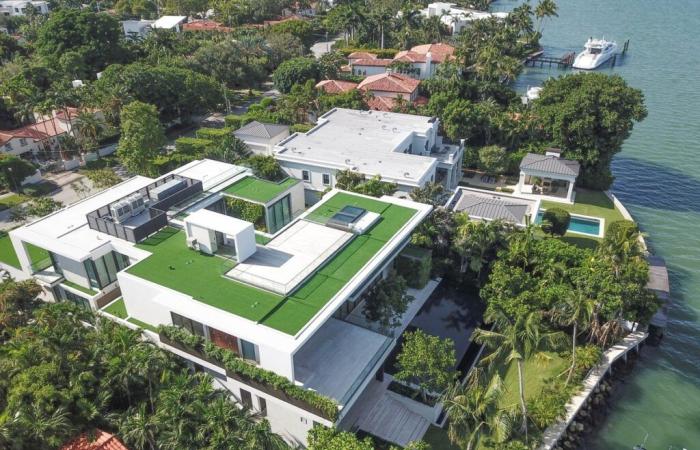 David y Victoria Beckham: 9 dormitorios, 12 baños… su nueva villa en Miami es una locura, “Es el Palacio de Beckingham”