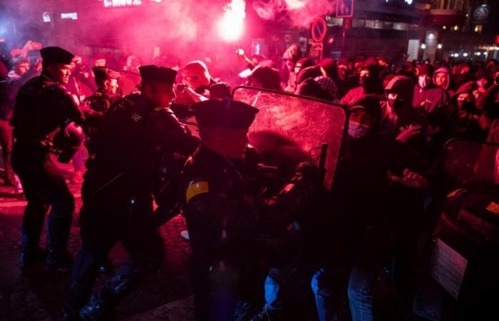 Estallan protestas en París por la polémica gala en apoyo a Israel