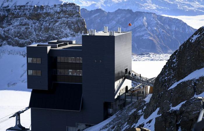 Inaugurado el nuevo restaurante Botta en Glacier 3000