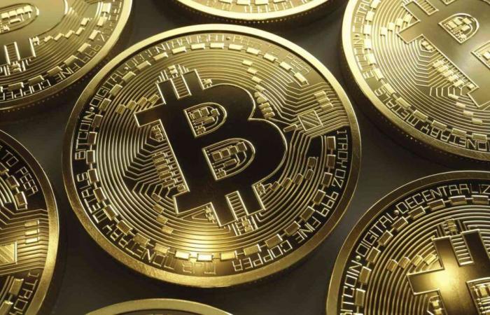 La carrera de precios de Bitcoin continúa mientras supera los $ 93,000