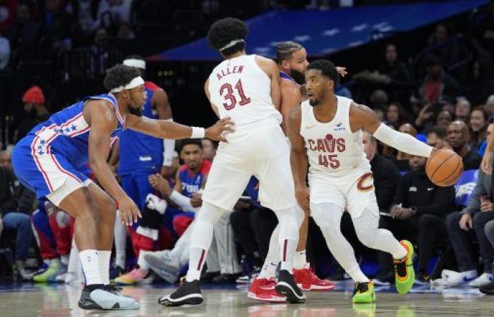 Ganadores de los Sixers despojados, ¡los Cavaliers pasan a 13-0! • Baloncesto de EE. UU.