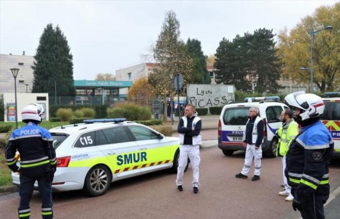 Falsa alerta de bomba y toma de rehenes: el instituto Picasso de Avión fue evacuado esta mañana