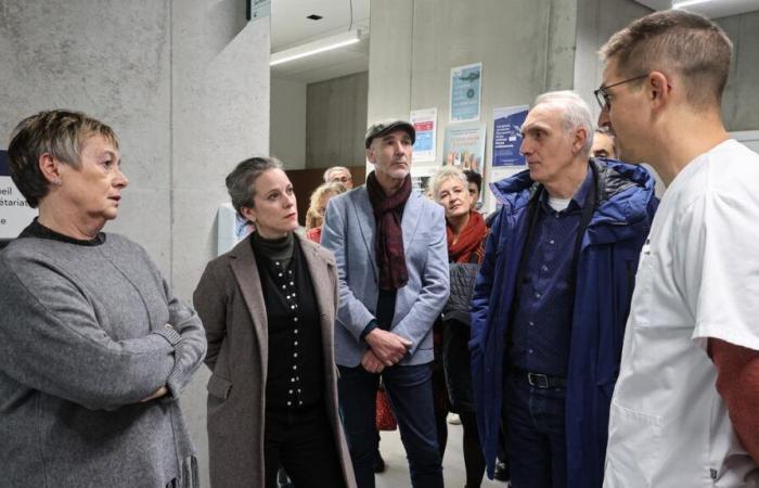 En Gironda, Lucie Castets hace su surco político