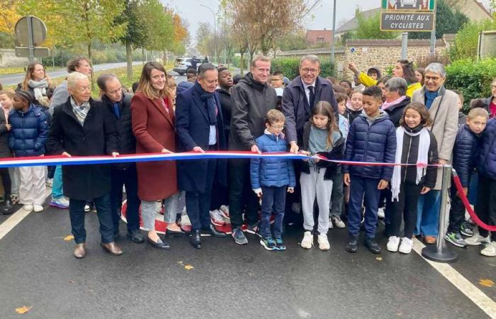 Essonne: un tramo de la RD 191 transformado en vía verde en Mennecy