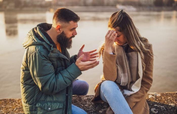 Esto es lo que pasa en la cabeza de un hombre cuando le pones celoso, es muy mala idea.