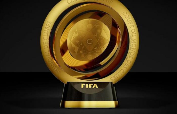 Mundial de Clubes 2025: la FIFA presenta el trofeo