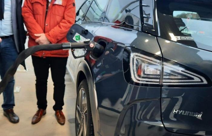 Inaugurada una primera estación de servicio de hidrógeno en Valencia