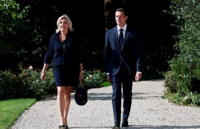 Entre Marine Le Pen y Jordan Bardella, una historia de plan B