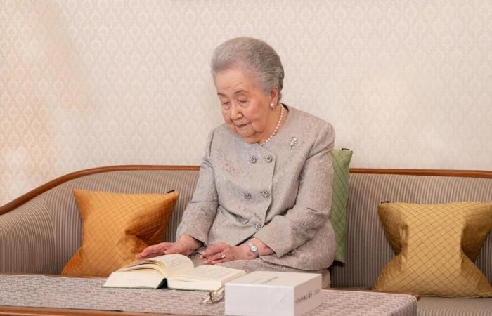 Muere la princesa Mikasa, miembro de mayor edad de la familia imperial, a los 101 años