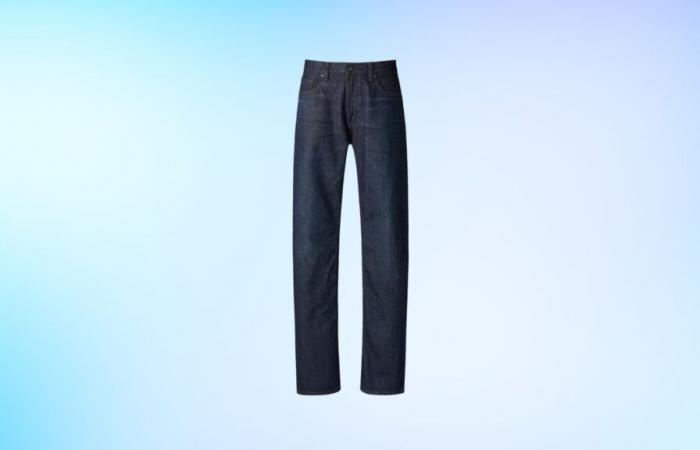 Aprovecha ya estos jeans slim de UNIQLO que han visto bajar su precio 30 euros