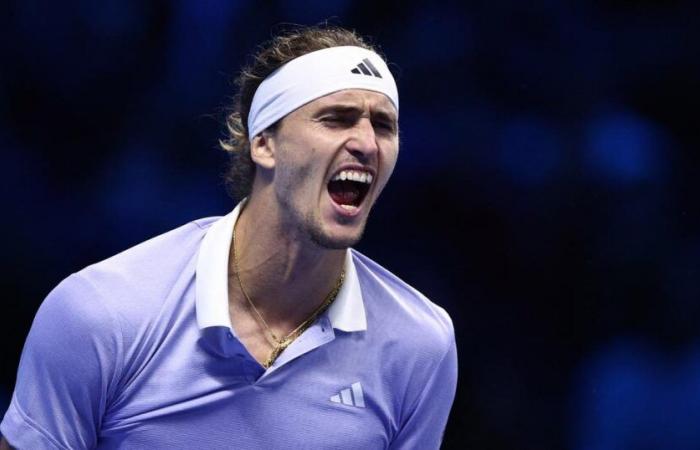 Zverev elimina a Alcaraz y avanza a semifinales del Masters