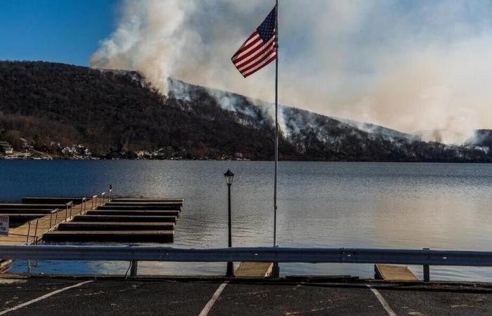 Incendios, sequía, restricciones de agua… La región de Nueva York se enfrenta a una situación