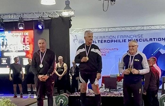 “¡No es necesario ser un Gólgodo!” Un hombre de Tarnais se proclama campeón de Francia de halterofilia a los 74 años y aspira al Campeonato del Mundo