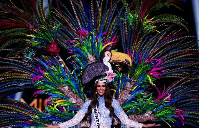 Miss Universo 2024: México, Ucrania… imágenes del impresionante desfile de trajes nacionales