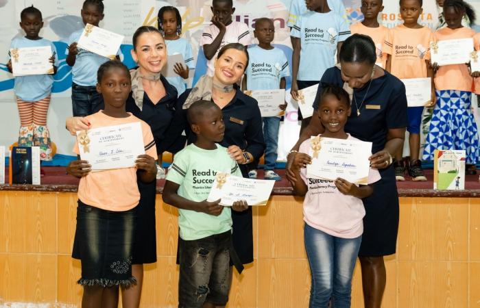 Liberia: Bruselas Airlines lanza el programa de alfabetización “Read to Succeed” en Liberia en asociación con la Fundación Educativa Rosetta Steps