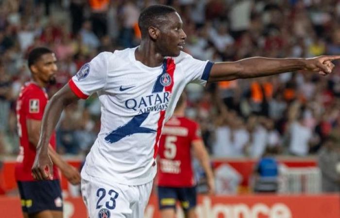 Kolo Muani todavía espera ganar en el PSG