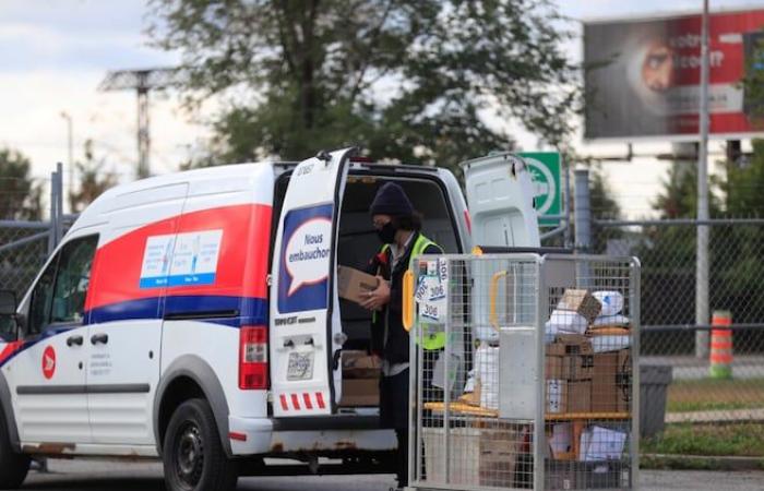 Los carteros de Correos de Canadá se declaran en huelga